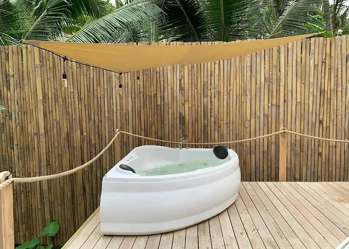 La Royale Nusa Penida Lodge Toyapakeh