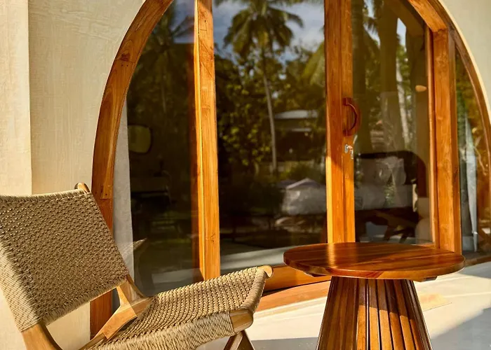 La Royale Nusa Penida Lodge *